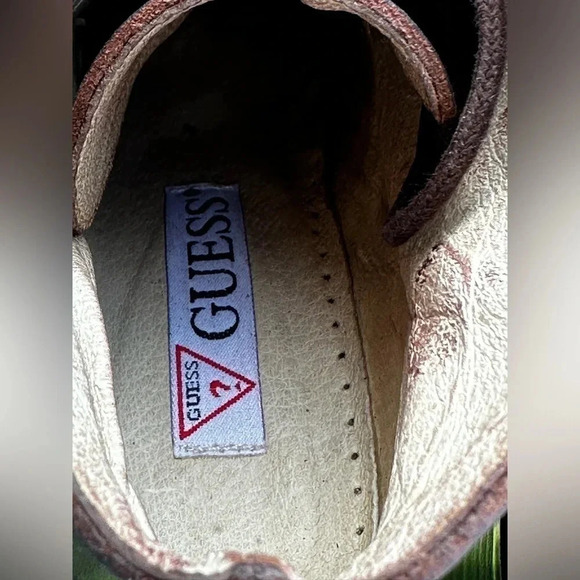 Guess (?) — Vintage Leather Ankle Laced-up Boot - Picture 4 of 6